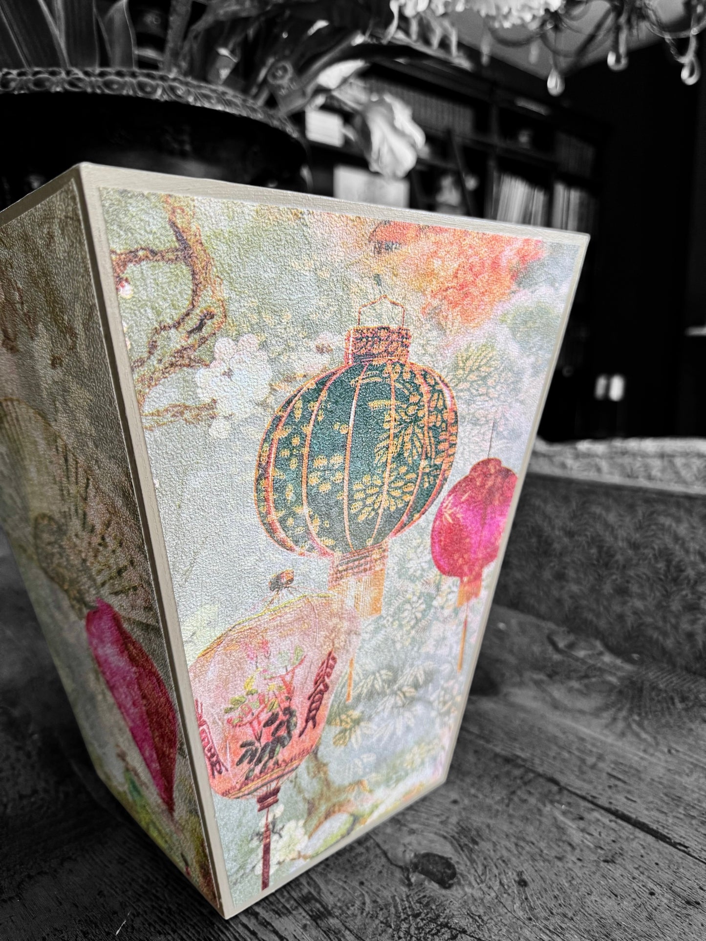 Tokyo - Waste paper bin and matching tissue box cover - Decoupage in intricate Japanese garden inspired textured paper