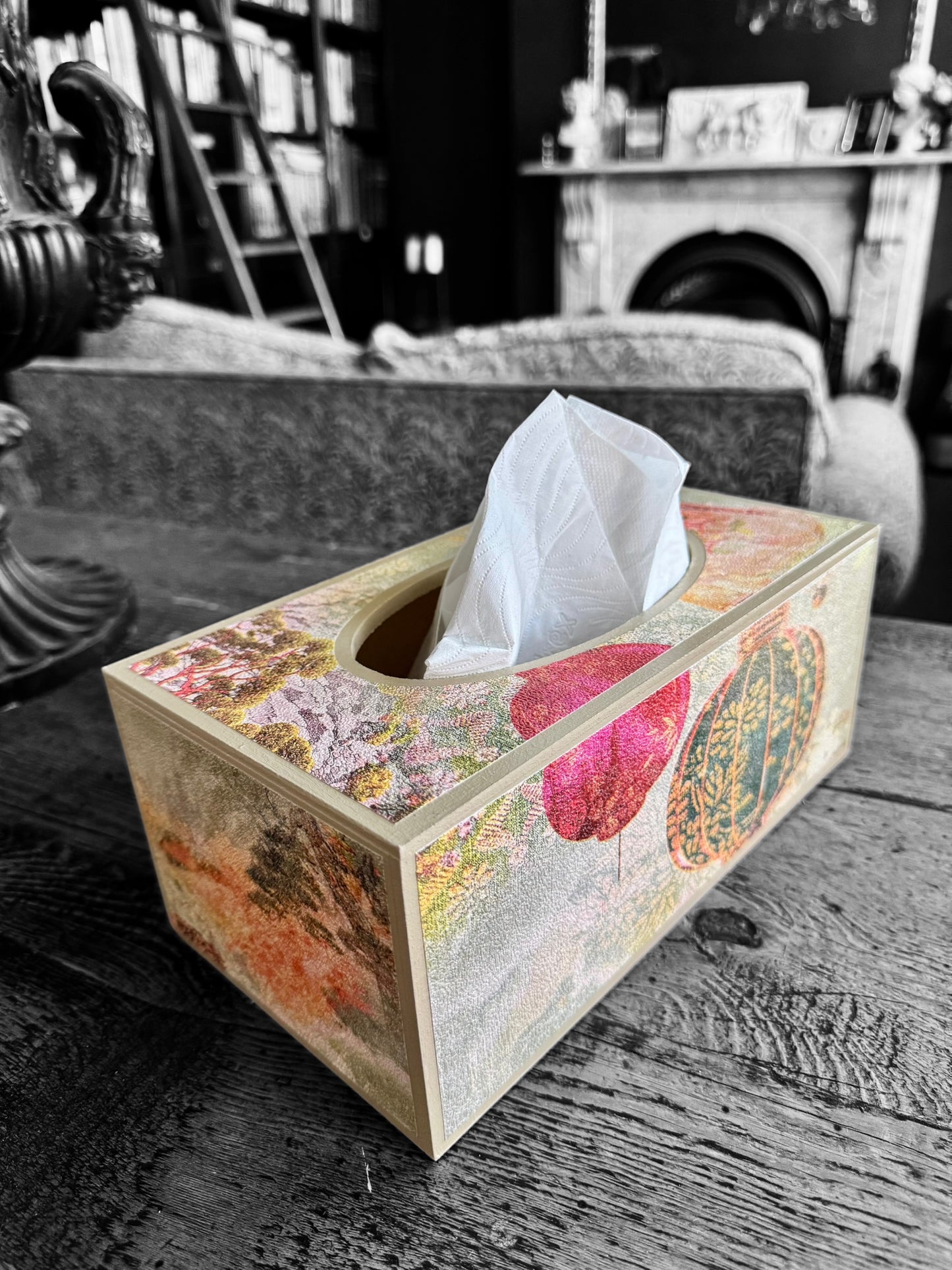 Tokyo - Waste paper bin and matching tissue box cover - Decoupage in intricate Japanese garden inspired textured paper