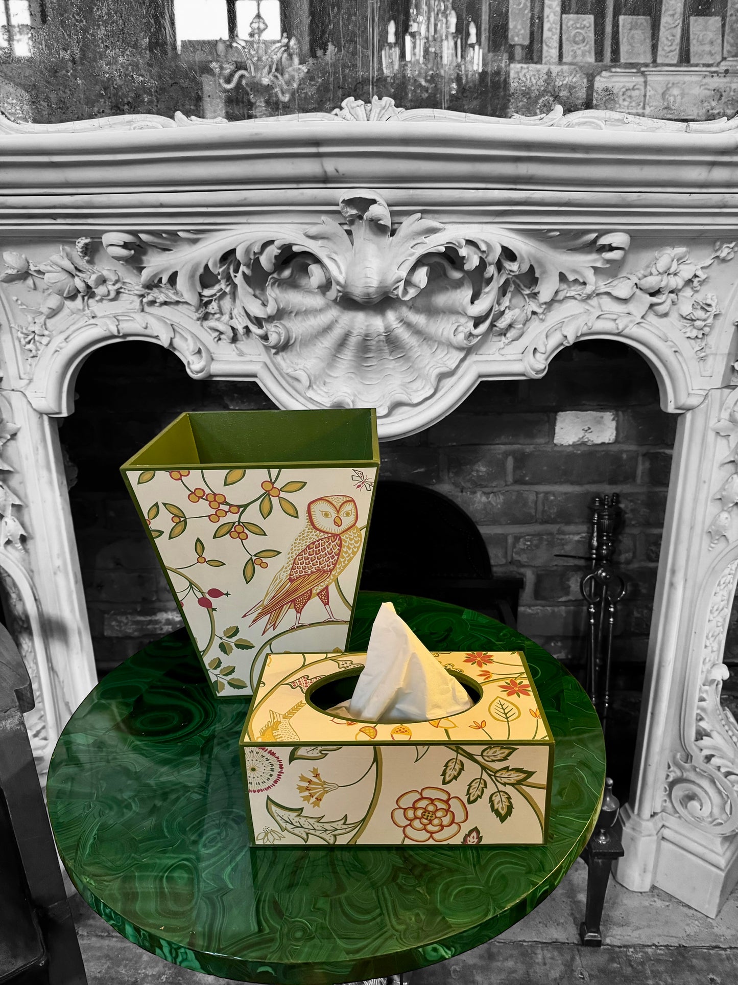 Nottingham - Matching set - Waste paper bin and square or rectangle tissue box cover - Decoupage in William Morris Newill by Morris & Co