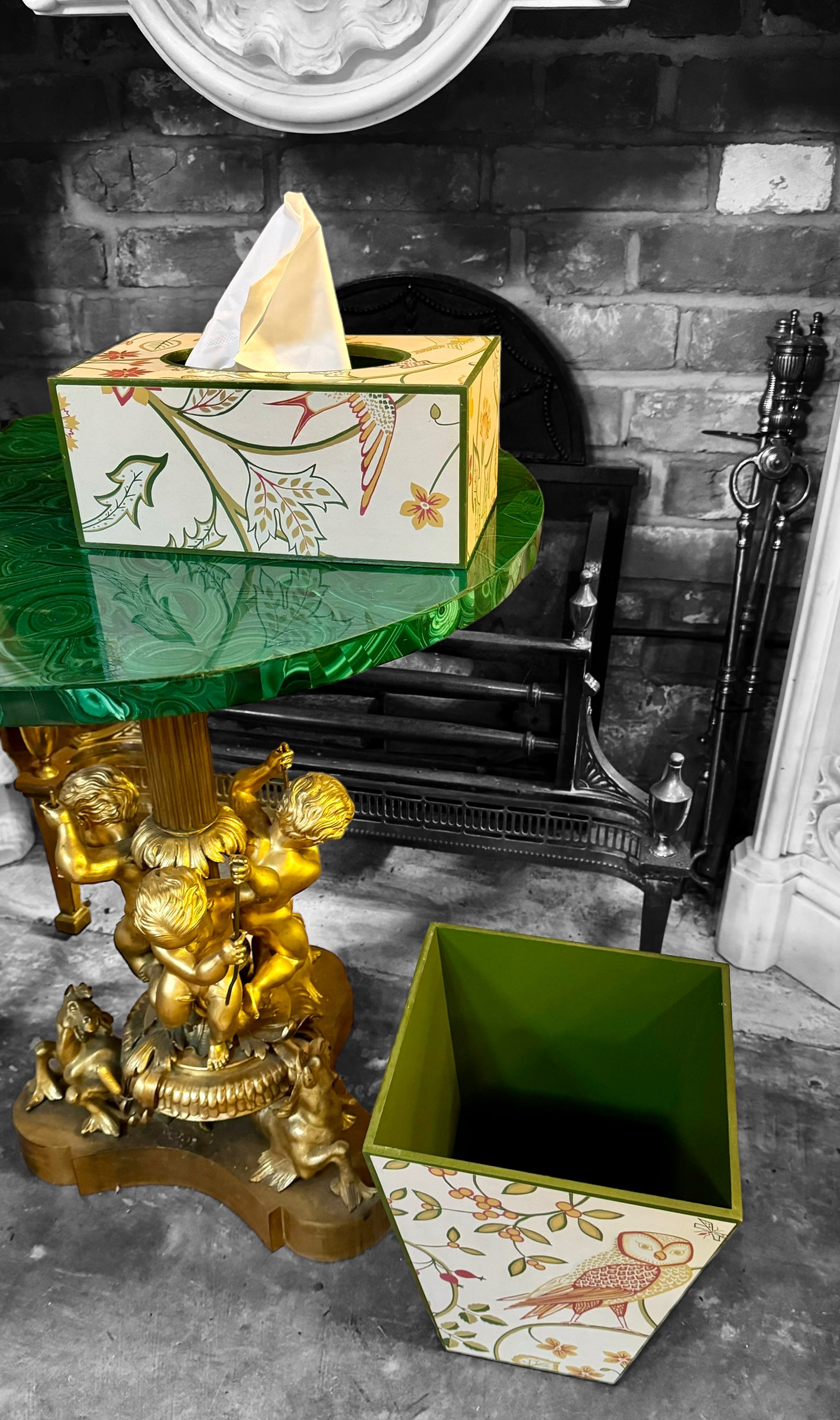 Nottingham - Matching set - Waste paper bin and square or rectangle tissue box cover - Decoupage in William Morris Newill by Morris & Co