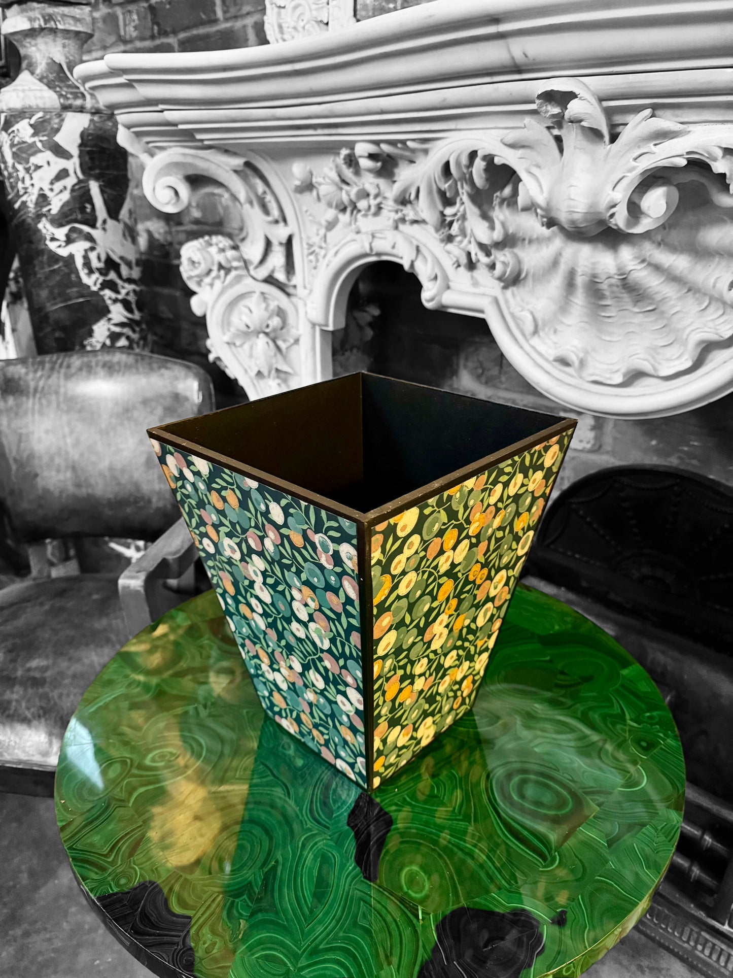 CARNABY - Waste paper bin - Decoupage in Liberty London/Wiltshire in Lechen colourway.