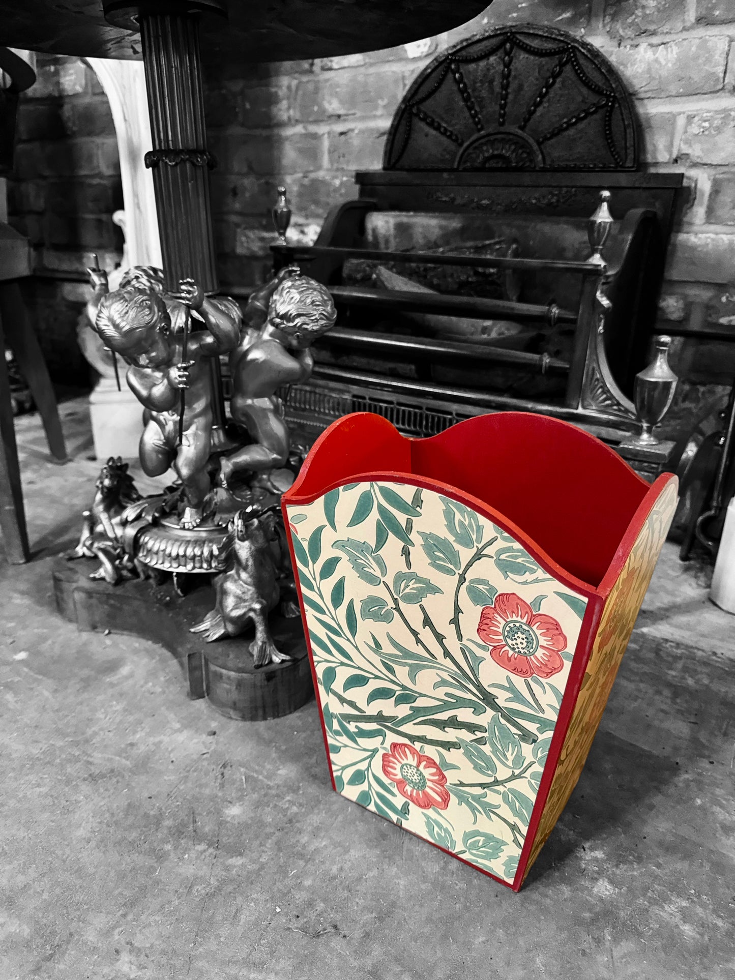 William Morris Waste paper bin and square tissue box cover matching set in Sweet Briar by Morris & Co in green,blue,rust colour way