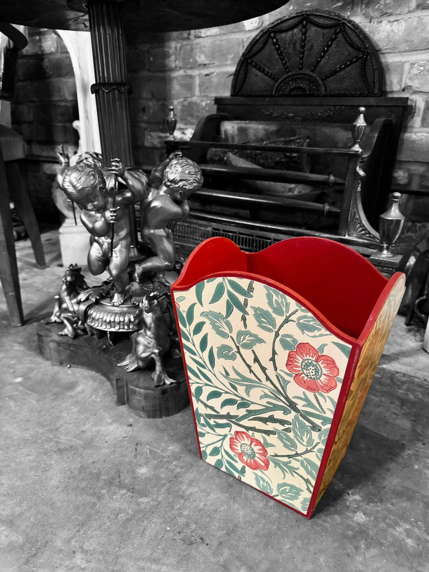 William Morris Waste paper bin and square tissue box cover matching set in Sweet Briar by Morris & Co in green,blue,rust colour way