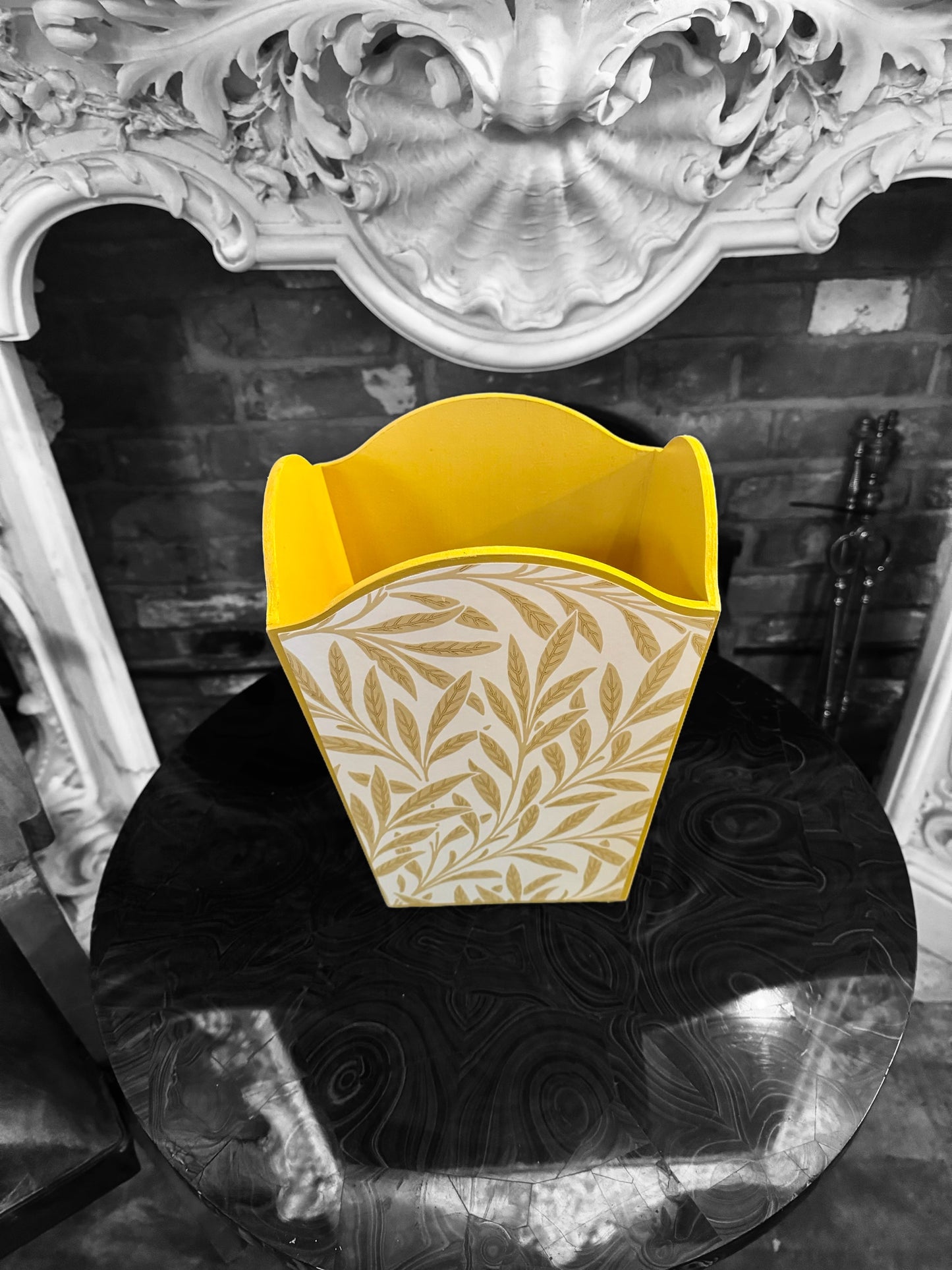 Hastings - Matching set - Waste paper bin & square or rectangle tissue box cover - Decoupage in William Morris Willow Boughs by Morris & Co in yellow colourway