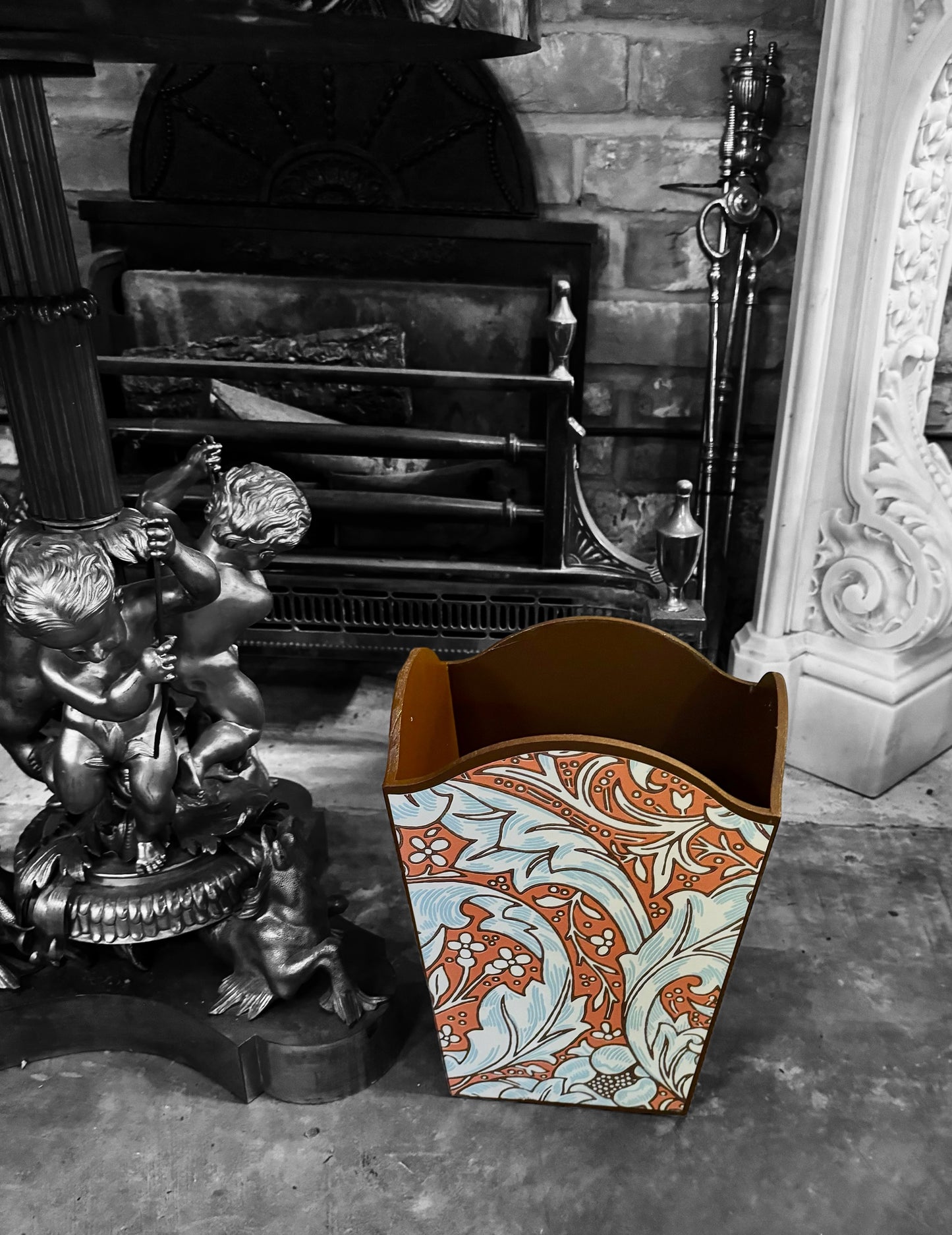 Clerkenwell - Matching set - Waste paper bin and square or rectangle tissue box cover - Decoupage in William Morris Batchelors Button by Morris & Co in Orange/Sky colourway