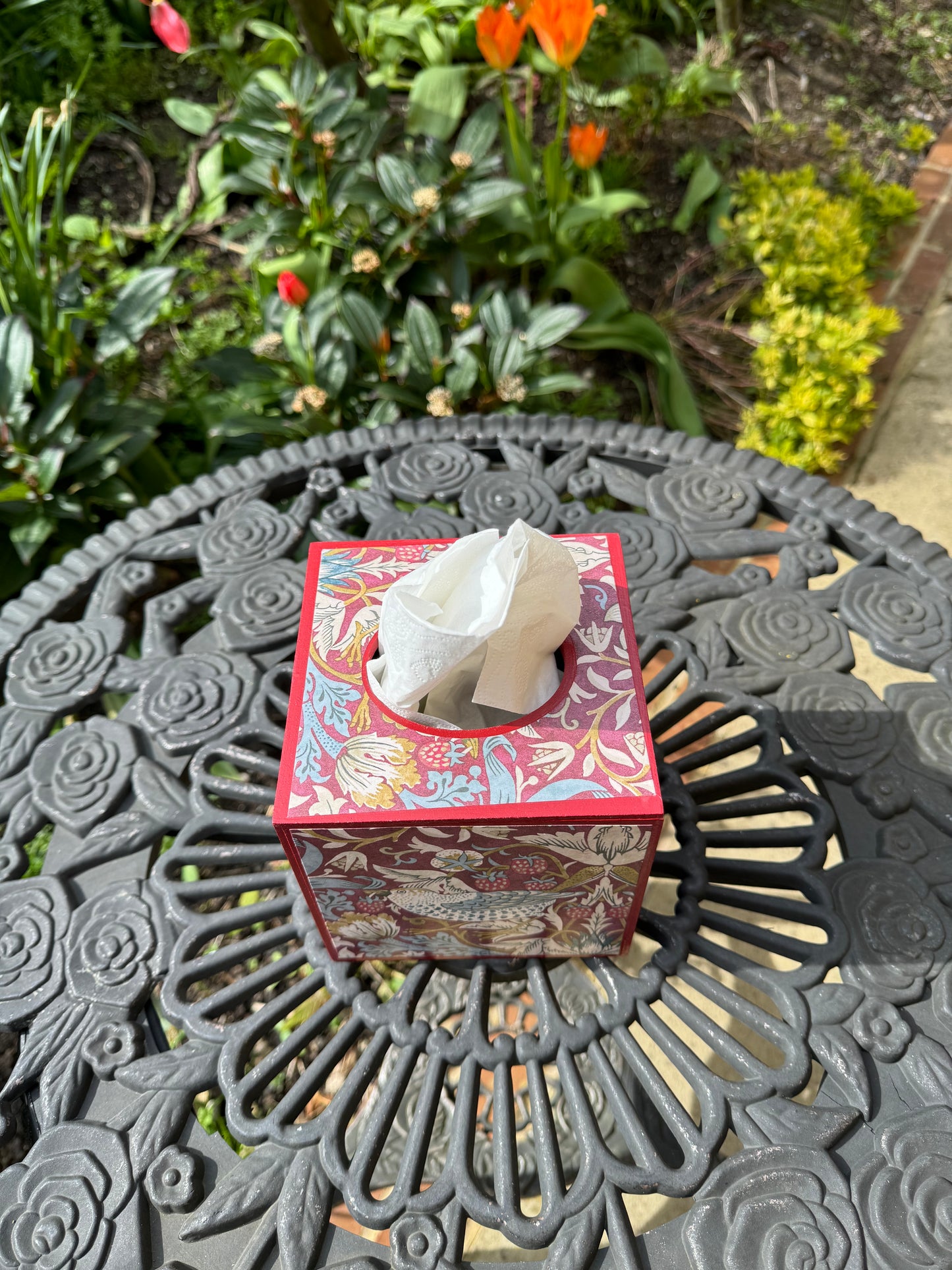 KELMSCOTT PLUM - Square tissue box holder - Decoupage in Strawberry Thief/Clarke & Clarke - plum colourway.