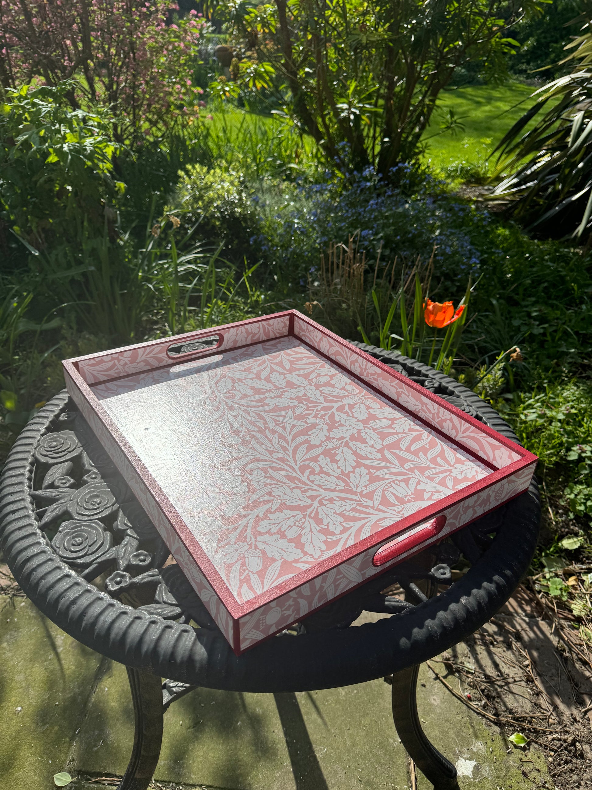 FITZROVIA - Tray in 4 x sizes - Decoupage in Acorn/Morris & Co in Blush colourway..