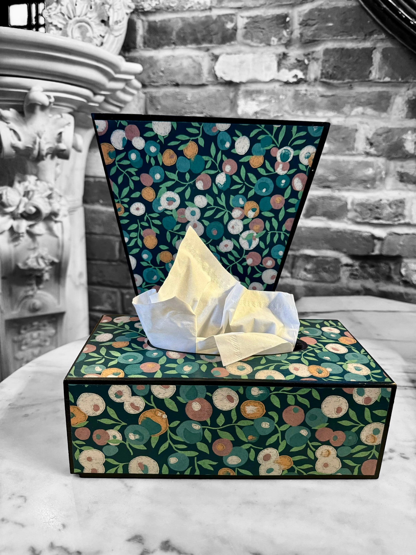 CARNABY - Waste paper bin - Decoupage in Liberty London/Wiltshire in Lechen colourway.