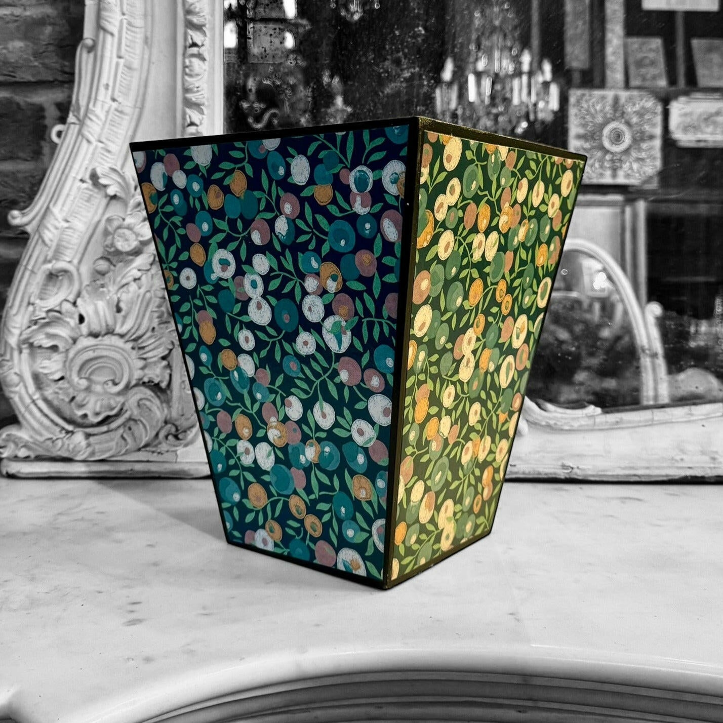 CARNABY - Waste paper bin - Decoupage in Liberty London/Wiltshire in Lechen colourway..