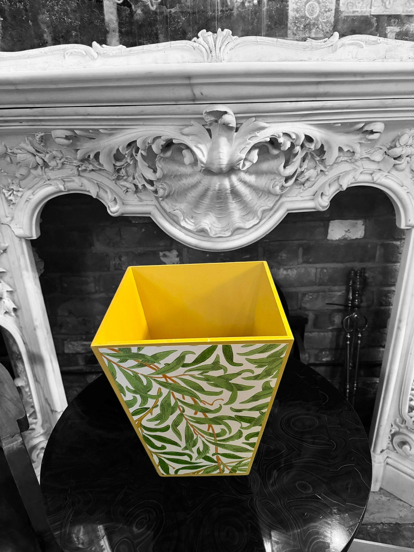 BROADSTAIRS -  Waste paper bin - Decoupage in Willow Boughs Cornubia/Morris & Co X Ben Pentreath in Green colour way.