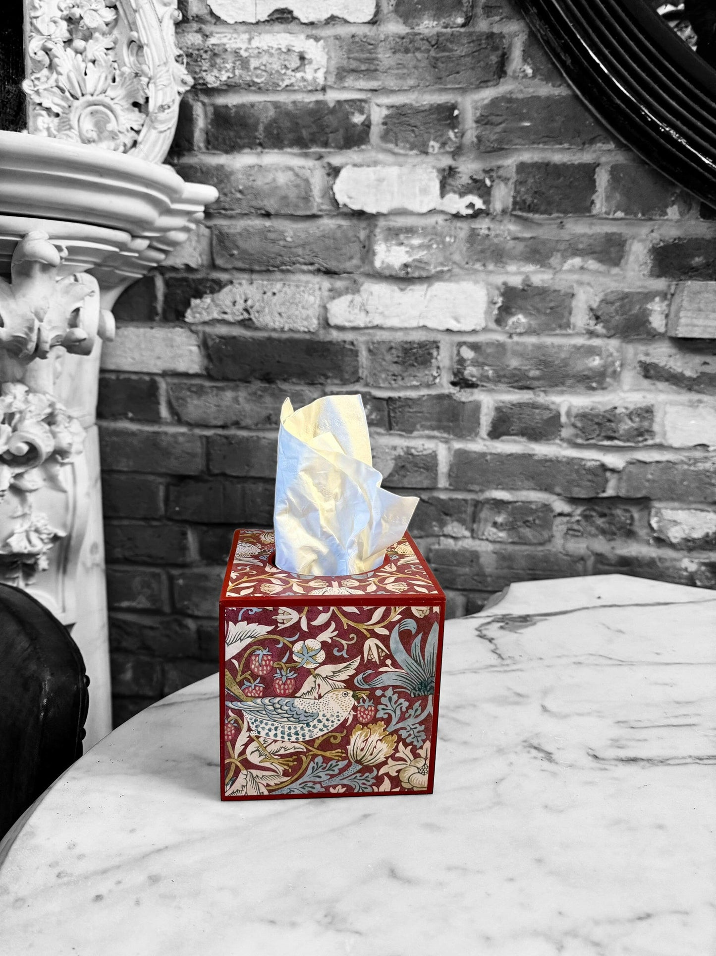 KELMSCOTT PLUM - Square tissue box holder - Decoupage in Strawberry Thief/Clarke & Clarke - plum colourway.