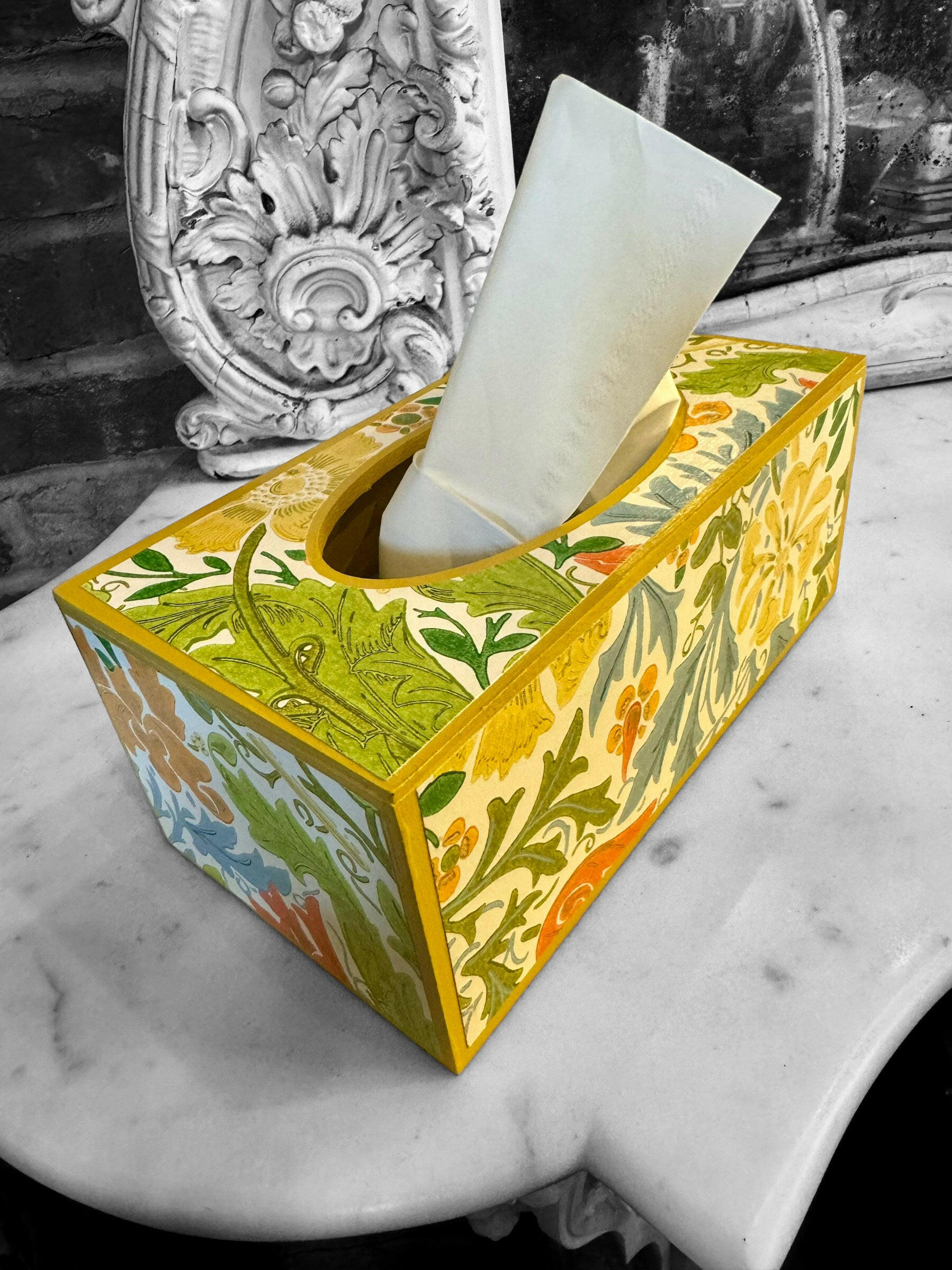 HAMPTON **LIMITED EDITION** Rectangle tissue box cover - Decoupage Compton Spring/Cornubia/Ben Pentreath/Morris & Co.