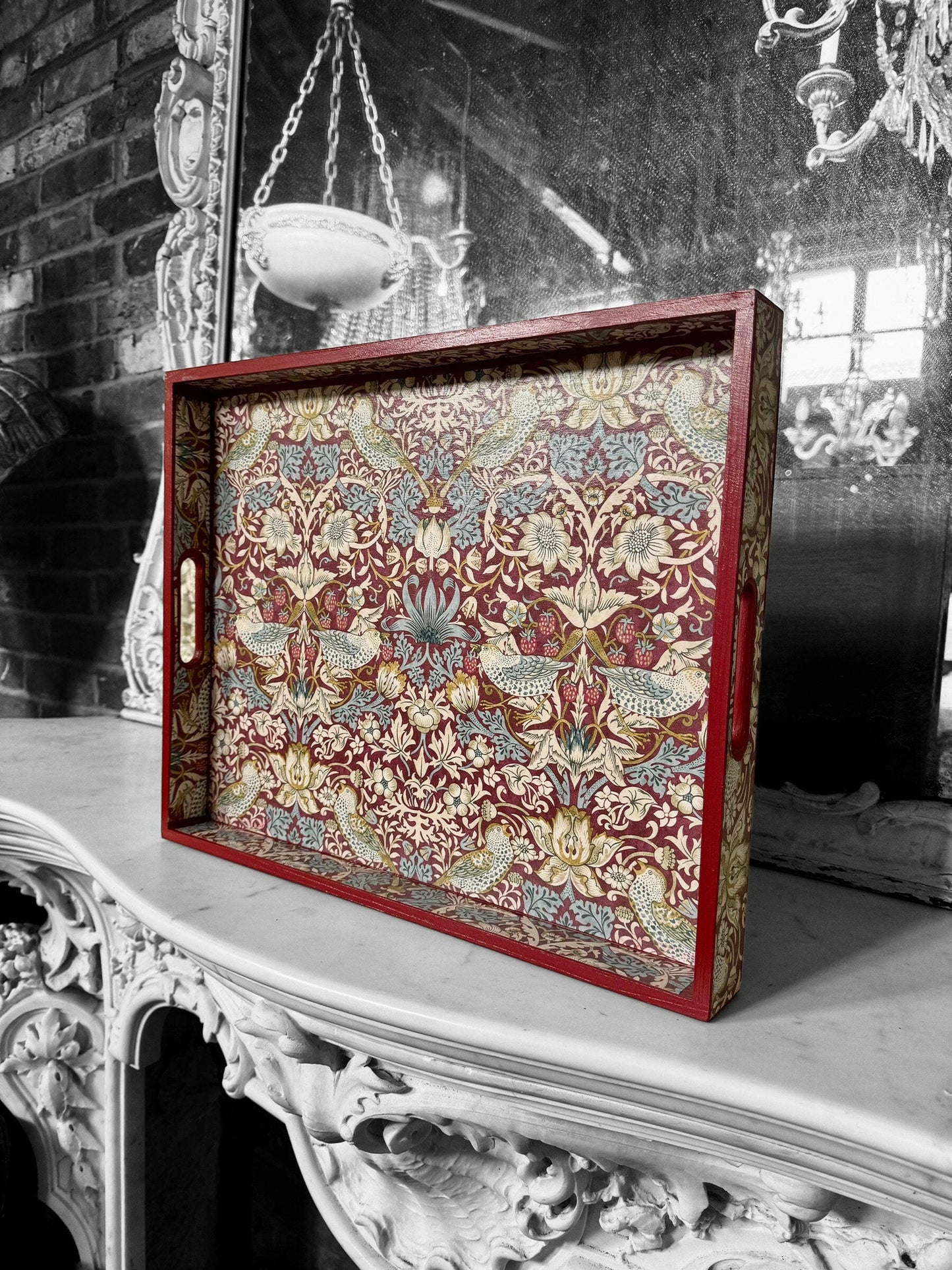 KELMSCOTT PLUM - Tray in 4 x sizes - Decoupage in Strawberry Thief/Clarke & Clarke in plum colourway..