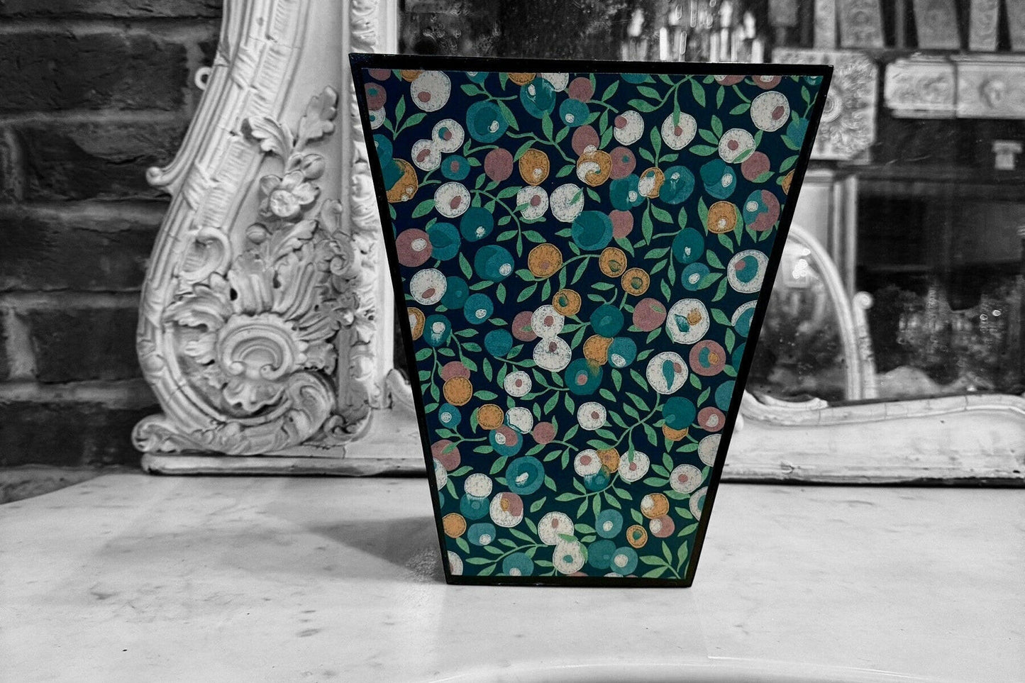 CARNABY - Waste paper bin & rectangle tissue box cover - Decoupage in Liberty London/Wiltshire in Lechen colourway.