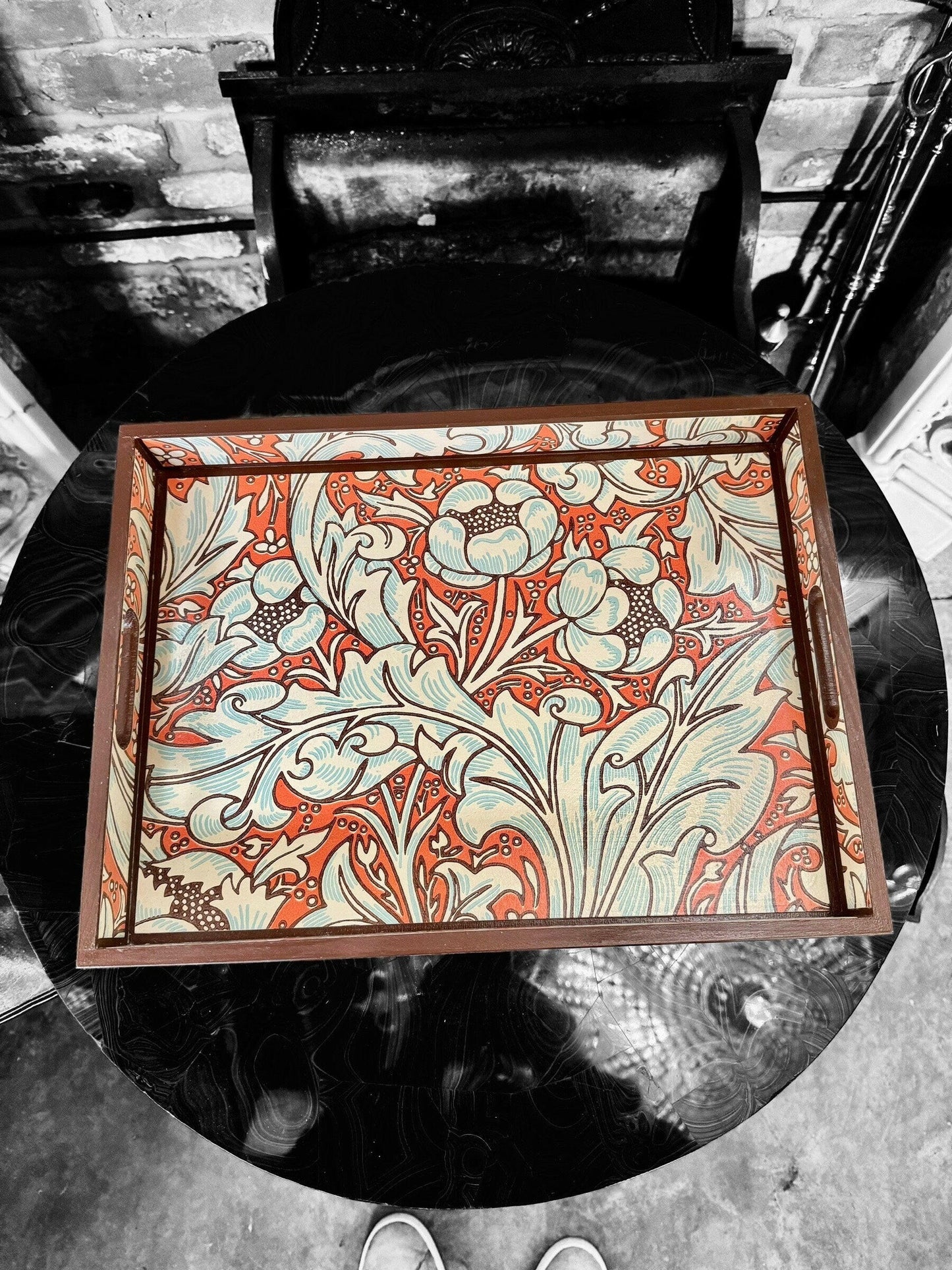 CLERKENWELL **LIMITED EDITION** Medium tray - Decoupaged in Batchelor's Button/Morris &Co - colourway burnt orange/sky..