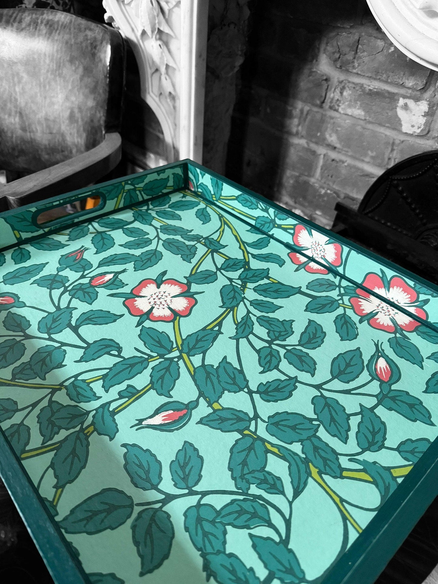 NORFOLK Tray in 4 x sizes - Decoupage in Briar Rose/Little Greene.